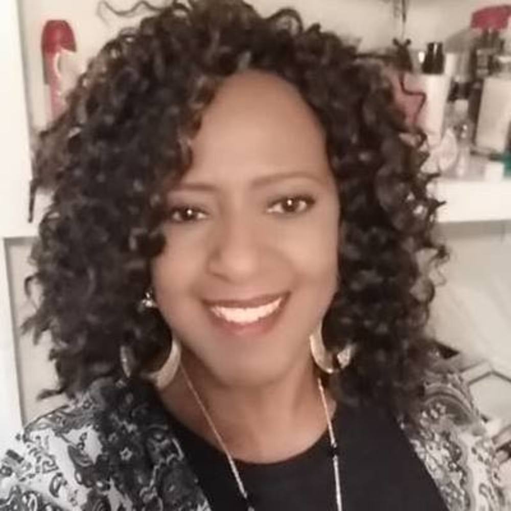 Meet your Posher, Edie